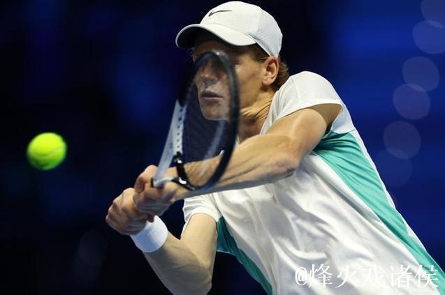 ATP总决赛梅德韦德夫0-2弗里茨 辛纳收获开门红 ATP总决赛梅德韦德夫0-2弗里茨 辛纳收获开门红